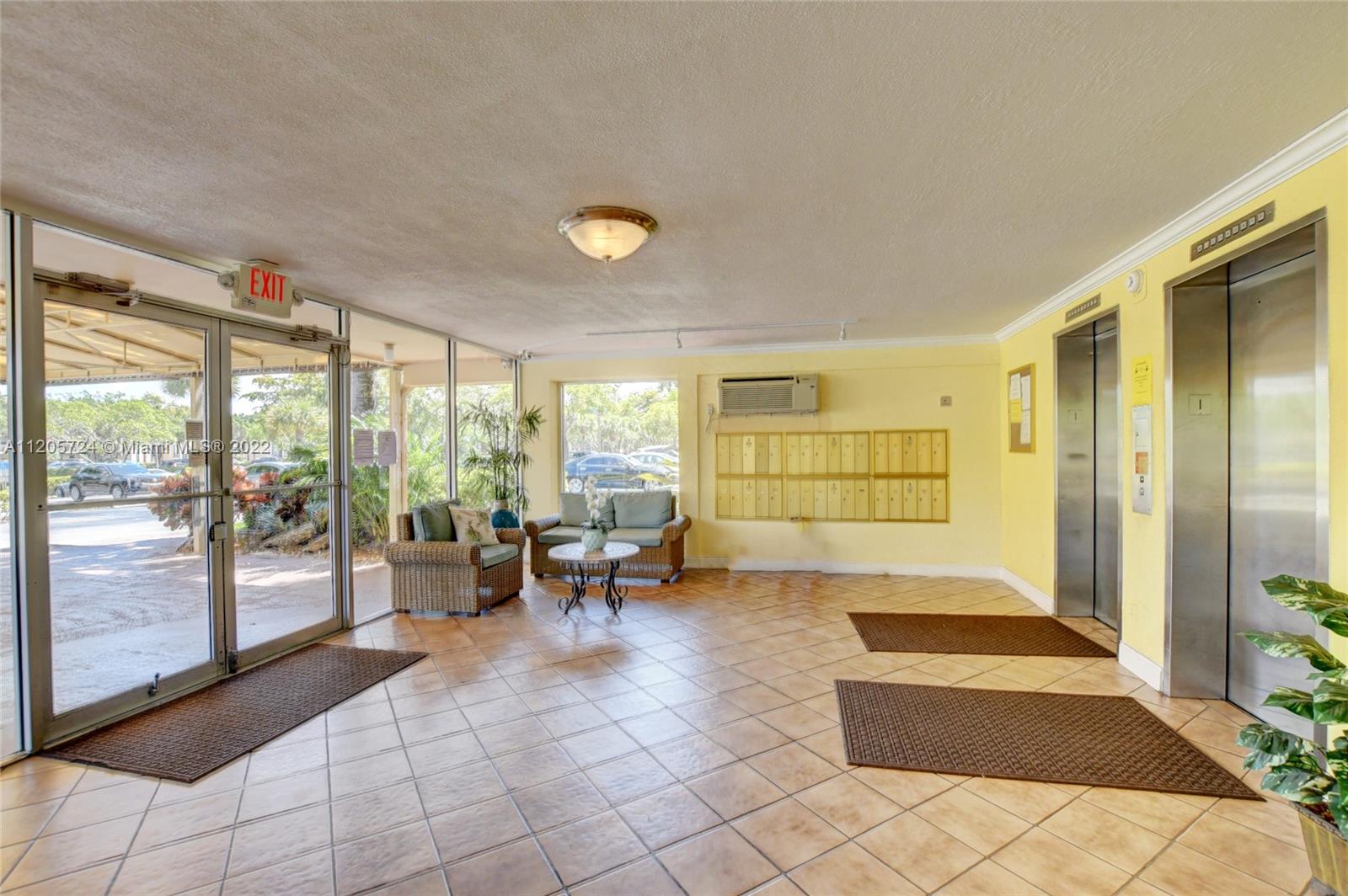 6161 Northwest 2nd Avenue, Unit 623 Boca Raton, FL 33487 - Photo 3 of 16 Gallery Image 3