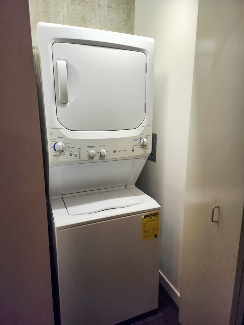 235 West Van Buren Street, Unit 3209 Chicago, IL 60607 - Photo 15 of 19