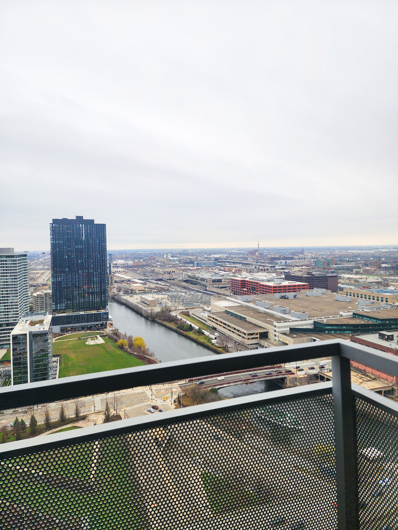 235 West Van Buren Street, Unit 3209 Chicago, IL 60607 - Photo 7 of 19