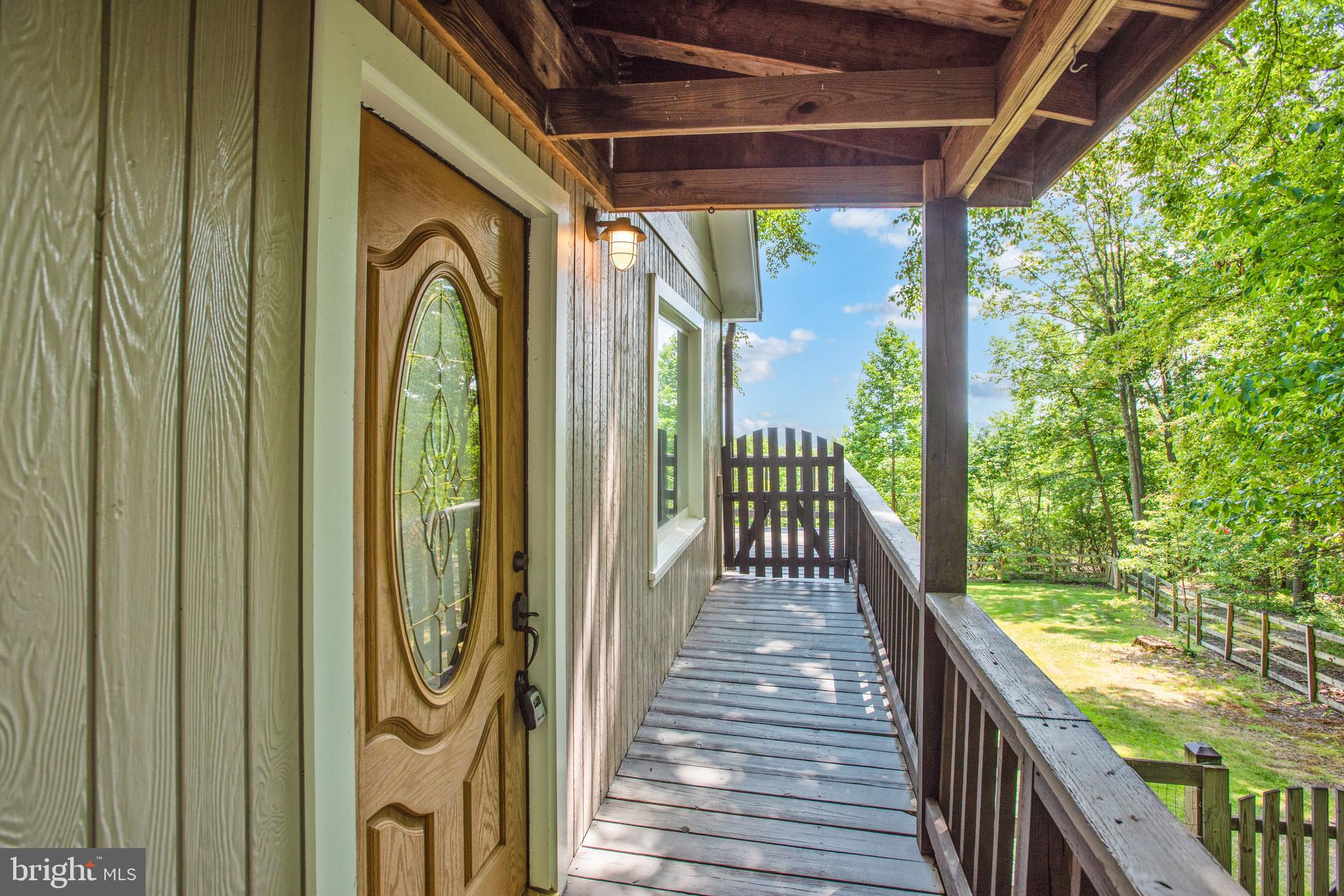 1619 Summit Drive Haymarket, VA 20169 - Photo 3 of 50