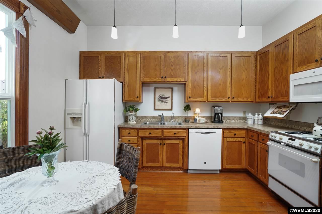 2020 Chase Loop Southwest Albany, OR 97321 - Photo 15 of 40 Gallery Image 15