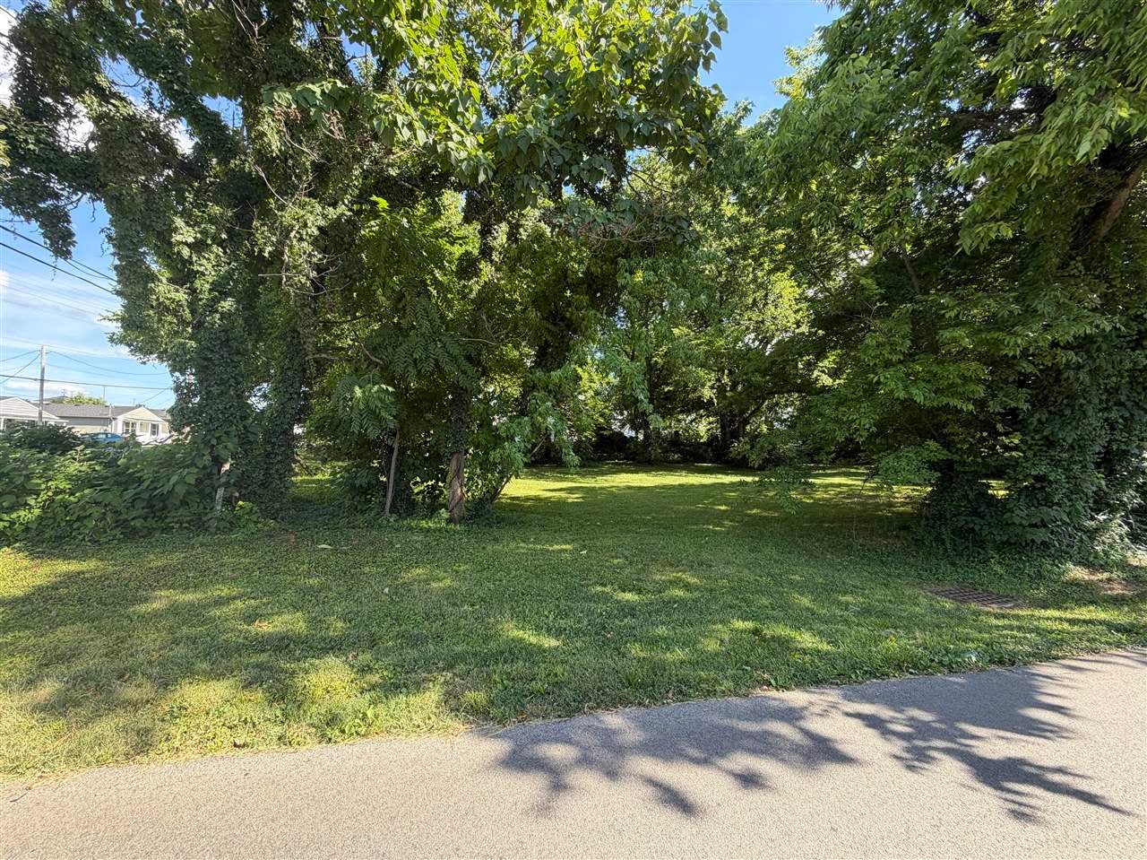 835 Boatlanding Road Bowling Green, KY 42101 - Photo 2 of 4 Gallery Image 2