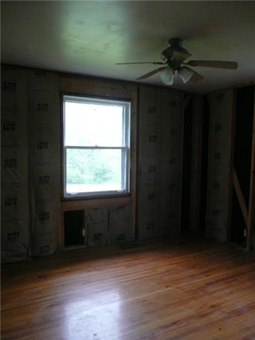 239 Edmondson Ferry Road Clarksville, TN 37040 - Photo 9 of 11 Gallery Image 9