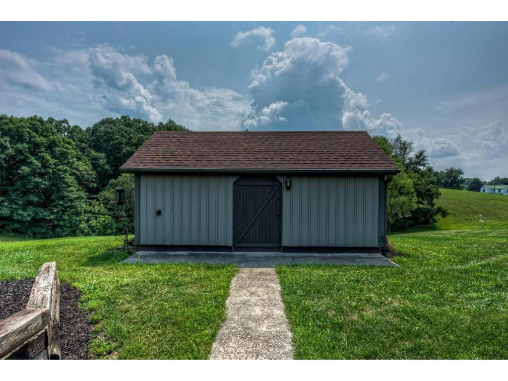 2220 Devault Bridge Road Piney Flats, TN 37686 - Photo 19 of 24 Photo 19