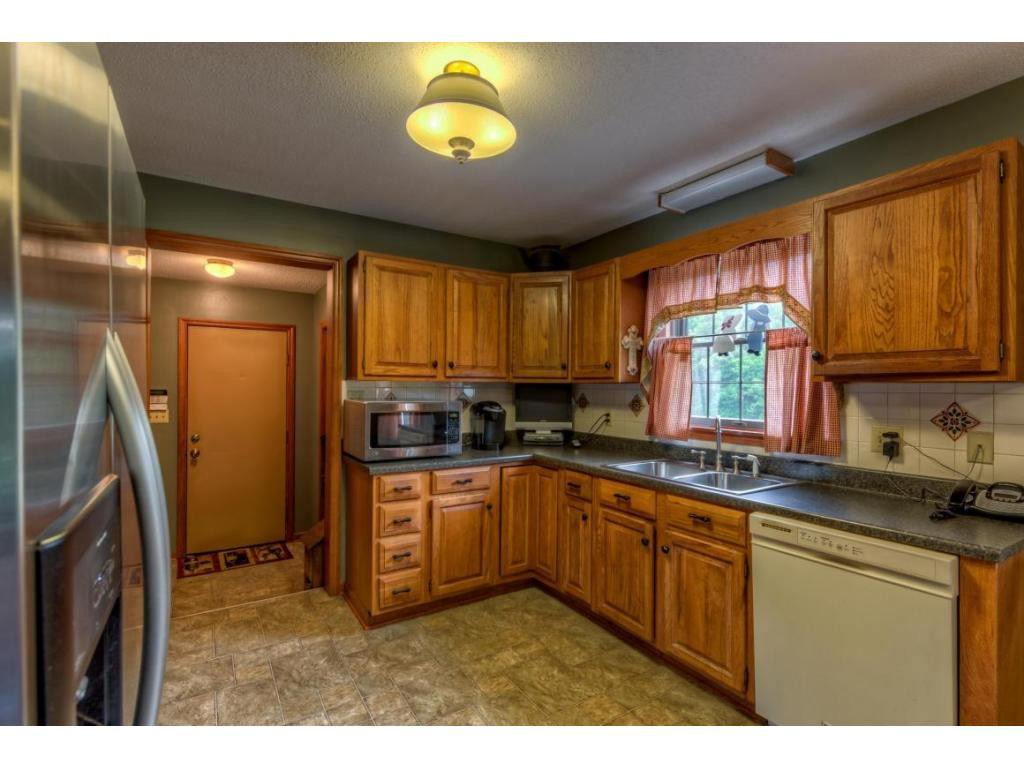 2220 Devault Bridge Road Piney Flats, TN 37686 - Photo 7 of 24 Photo 7