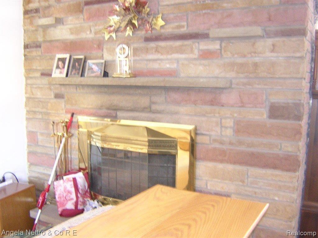 10880 Judd Road Willis, MI 48191 - Photo 14 of 23 FIREPLACE