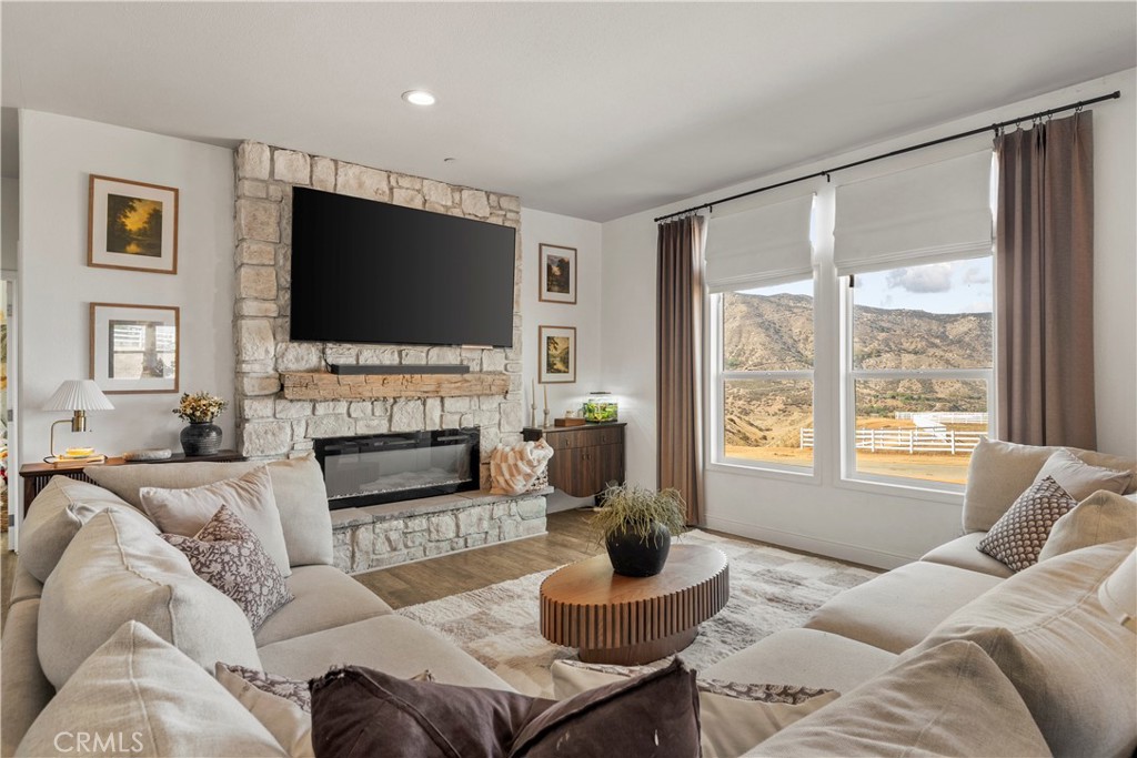 7534 Stewart Road Colton, CA 92324 - Photo 4 of 38 Gallery Image 4