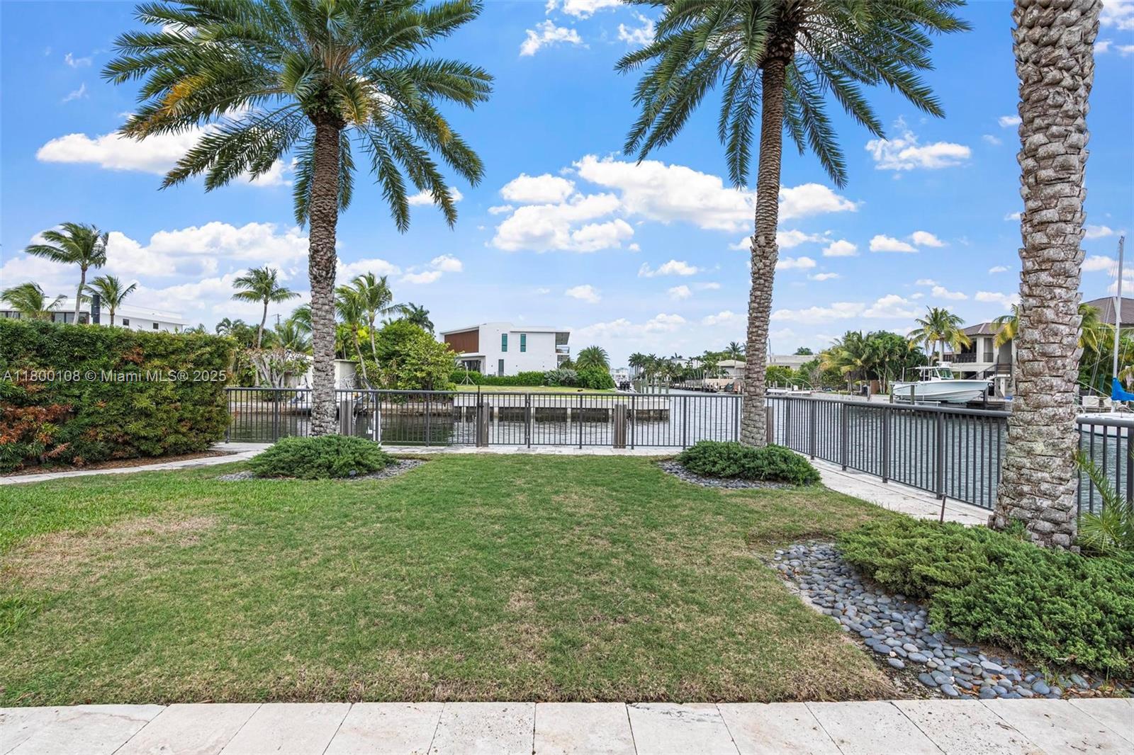 12605 Cyprus Road North Miami, FL 33181 - Photo 40 of 60