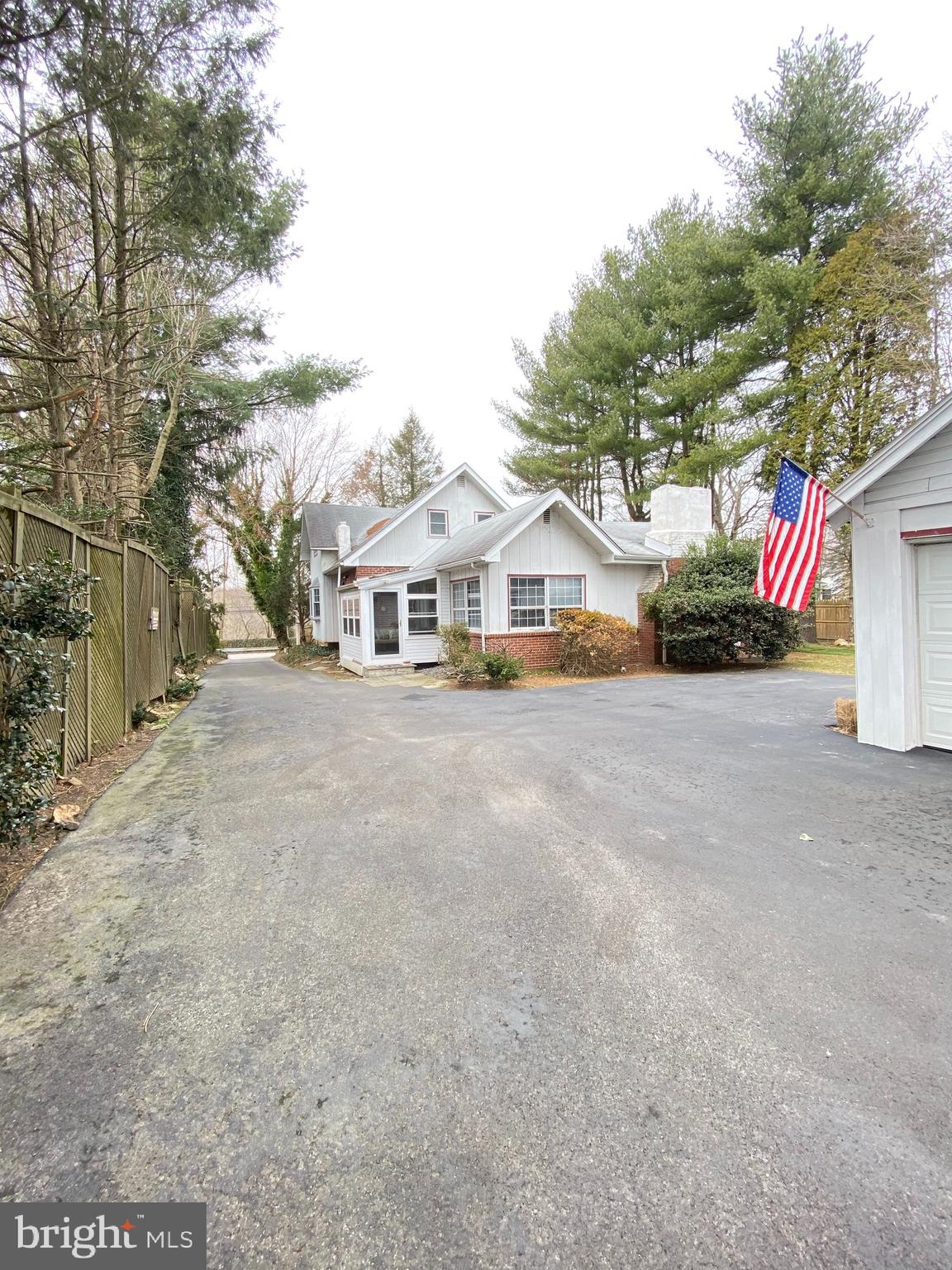 724 Brookhaven Road Wallingford, PA 19086 - Photo 4 of 51 Gallery Image 4