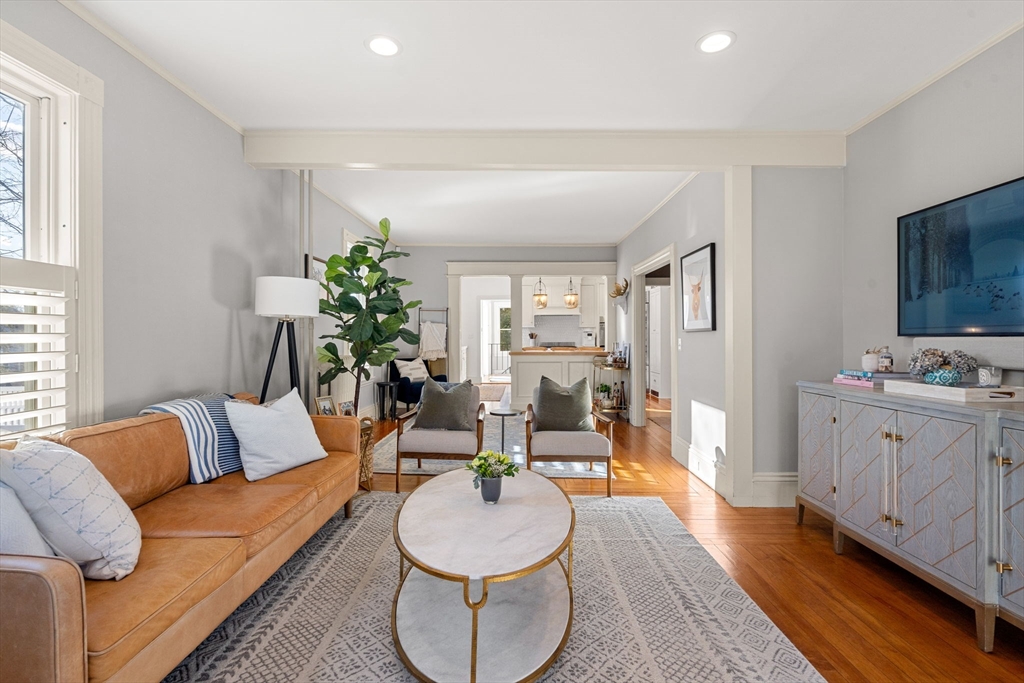 5 Elm Place Marblehead, MA 01945 - Photo 5 of 42