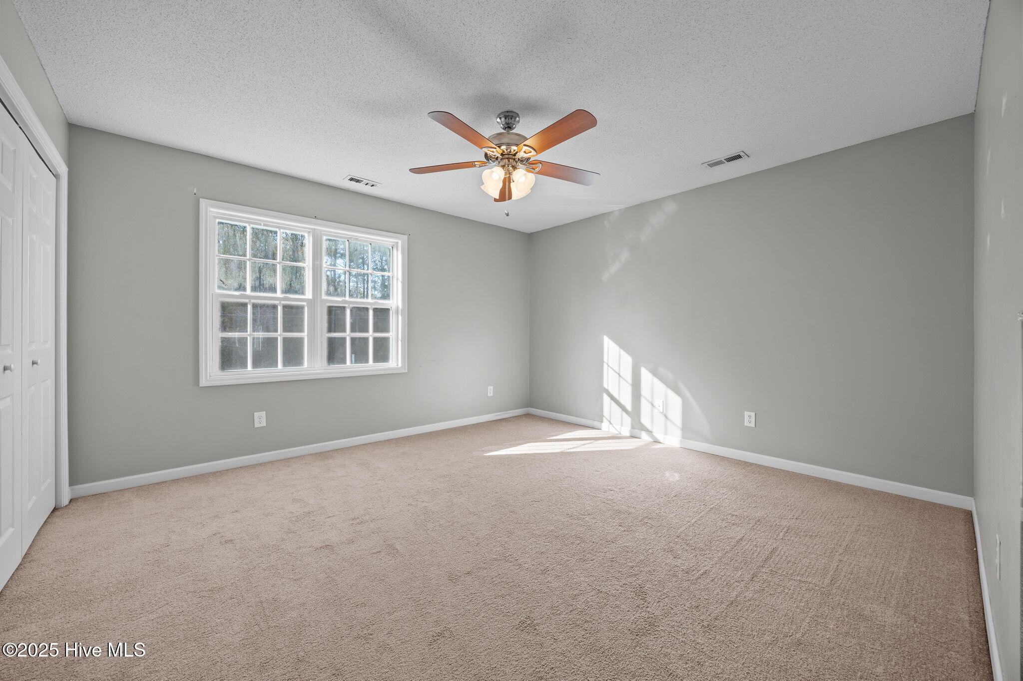 266 Smallwood Road Hubert, NC 28539 - Photo 4 of 48 4-web-or-mls-266 Smallwood Rd. 3
