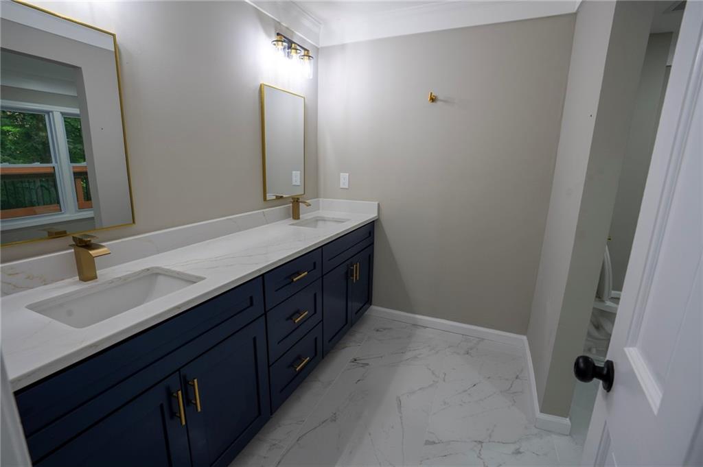 2154 Pond Road Duluth, GA 30096 - Photo 31 of 37