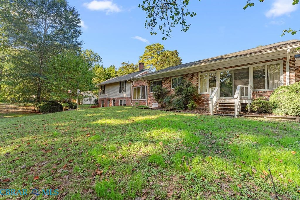 41 Raleigh Drive Kilmarnock, VA 22482 - Photo 3 of 37