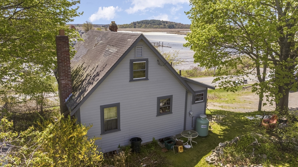114 Little Neck Road Ipswich, MA 01938 - Photo 3 of 27