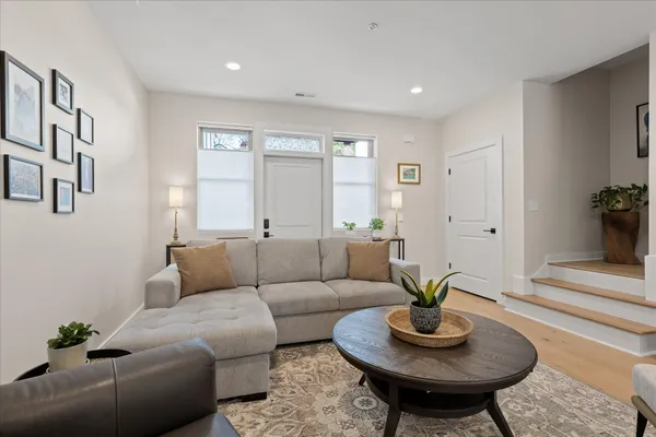 $590,000 | 895 Cherokee Blvd., Unit 105, Chattanooga, TN 37405