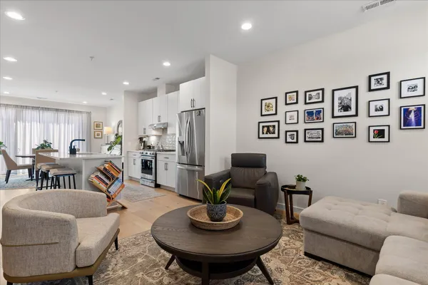 $590,000 | 895 Cherokee Blvd., Unit 105, Chattanooga, TN 37405