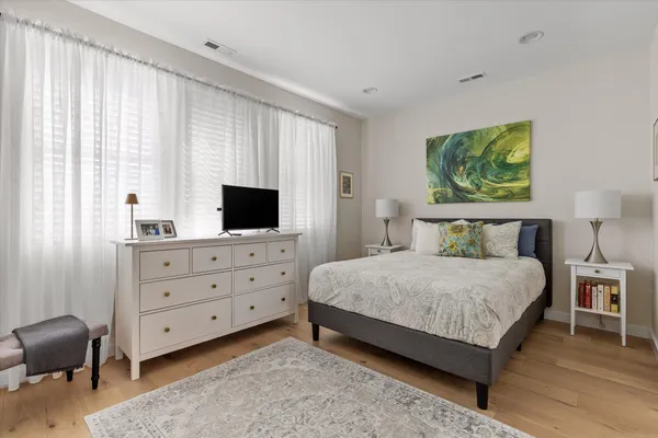 $590,000 | 895 Cherokee Blvd., Unit 105, Chattanooga, TN 37405