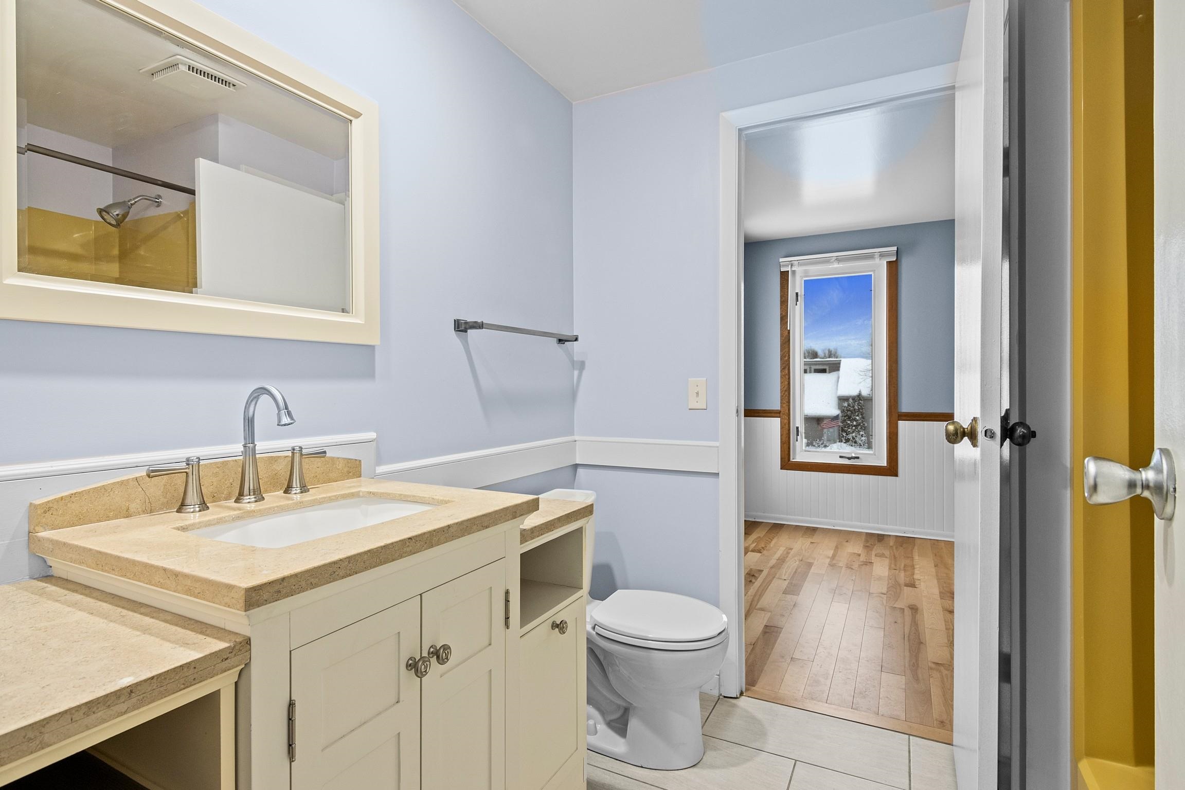 4243 Summerhill Road Traverse City, MI 49684 - Photo 21 of 29 1930253-56E2093D-2BD7-451E-86DC-CF8461668215.JPG