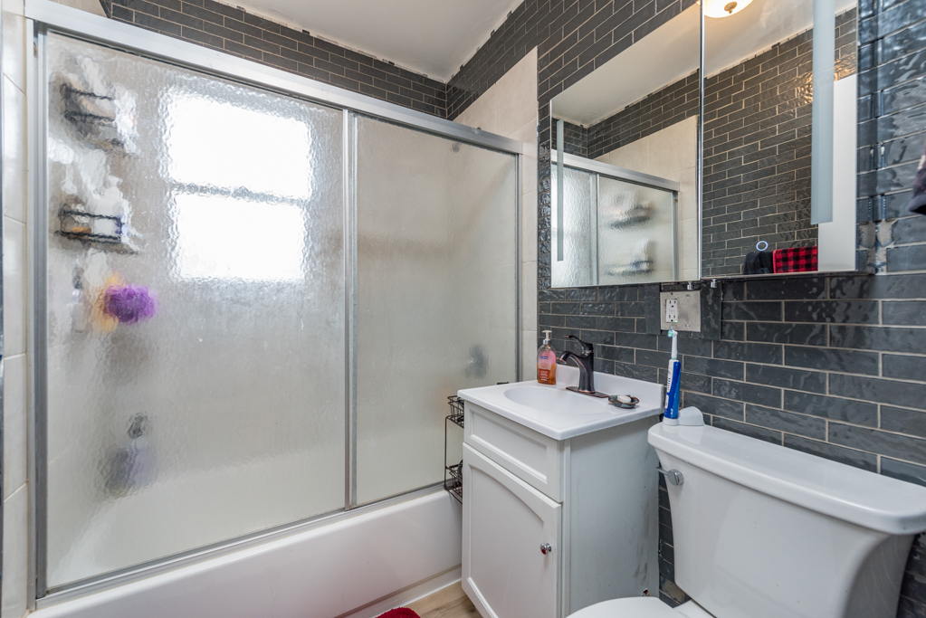 2825 Shoshone Road Waukegan, IL 60087 - Photo 18 of 26 Gallery Image 18