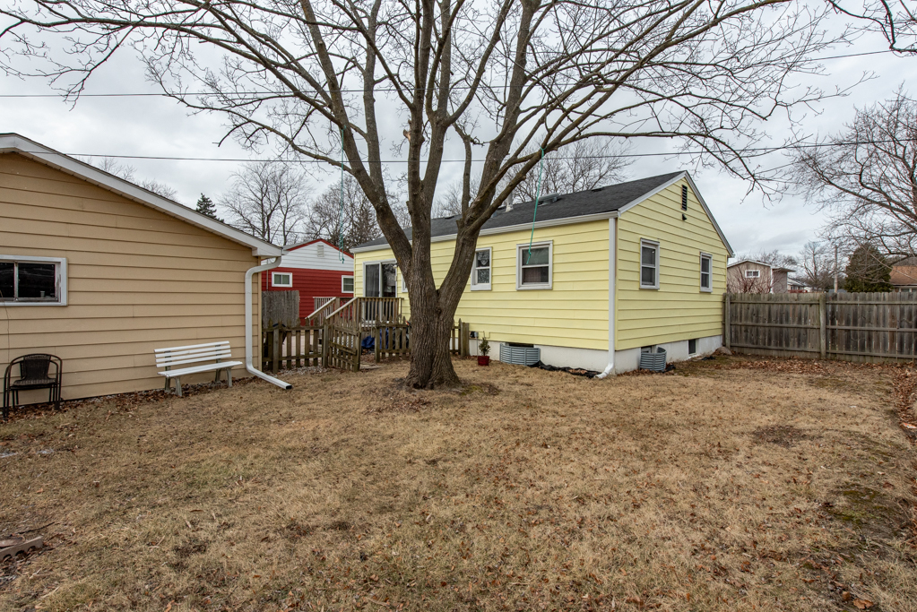 2825 Shoshone Road Waukegan, IL 60087 - Photo 26 of 26 Gallery Image 26