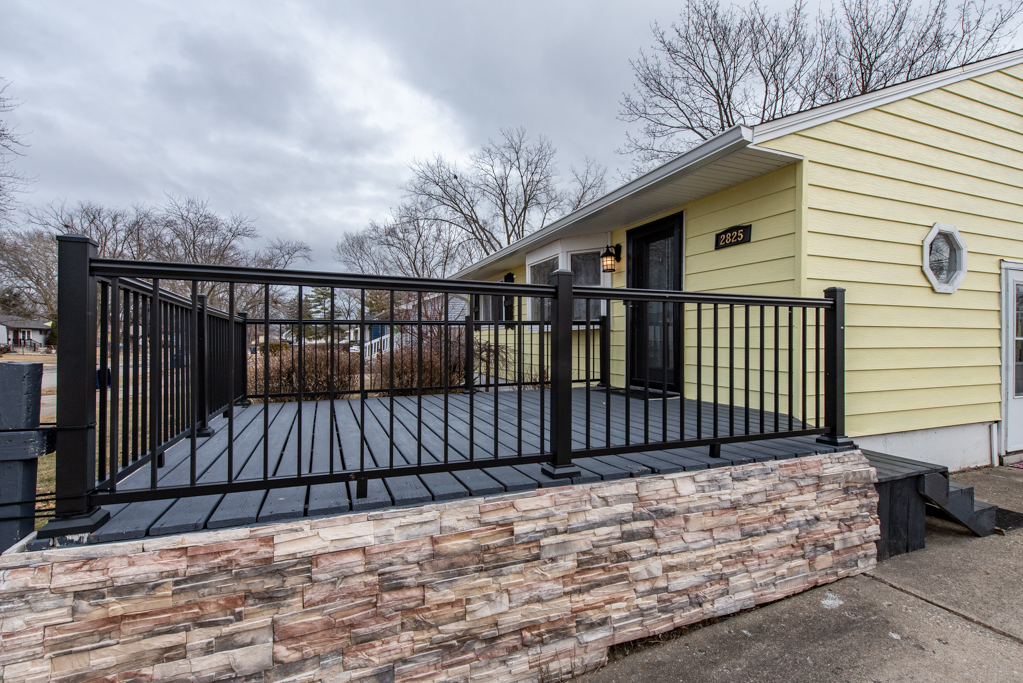 2825 Shoshone Road Waukegan, IL 60087 - Photo 5 of 26 Gallery Image 5
