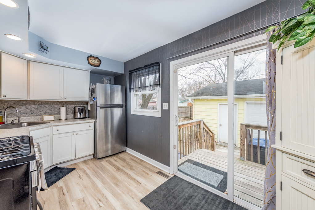 2825 Shoshone Road Waukegan, IL 60087 - Photo 10 of 26 Gallery Image 10