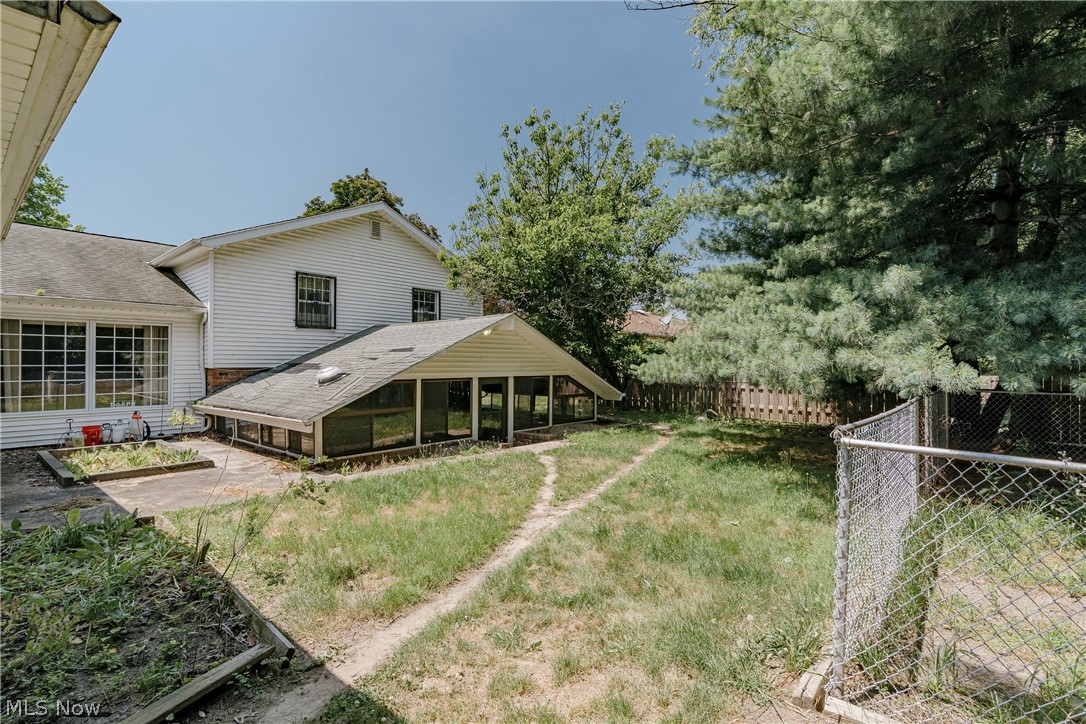 477 Snavely Road Cleveland, OH 44143 - Photo 29 of 35