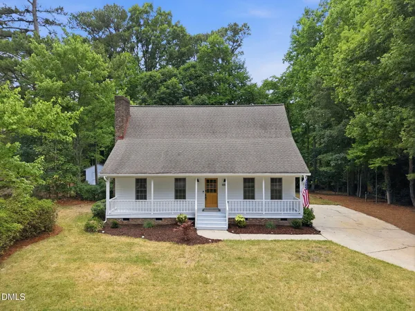 $595,000 | 8801 Mansfield Drive, Raleigh, NC 27613