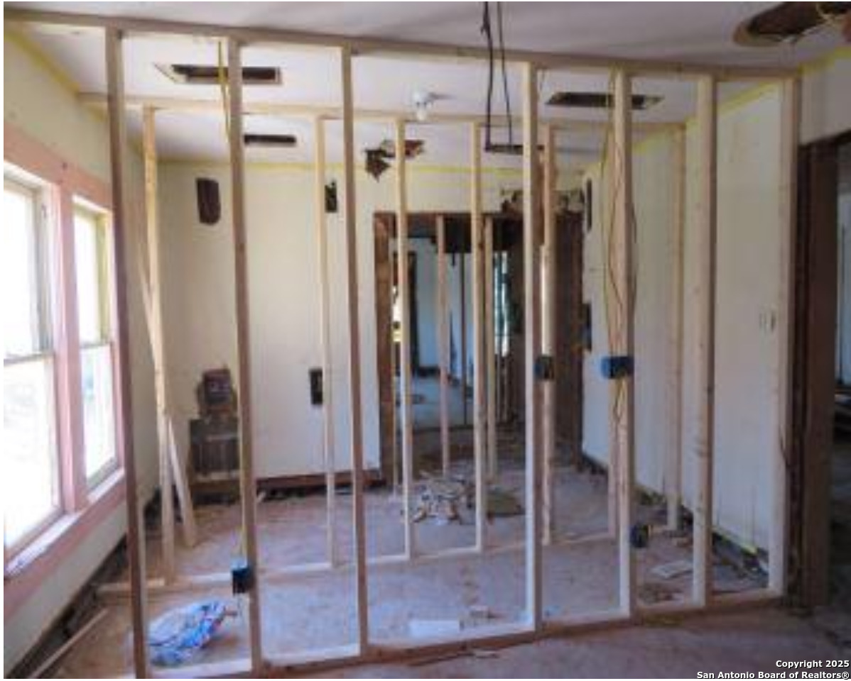 157 Halliday Avenue San Antonio, TX 78210 - Photo 4 of 4 a bathroom with a shower and a mirror