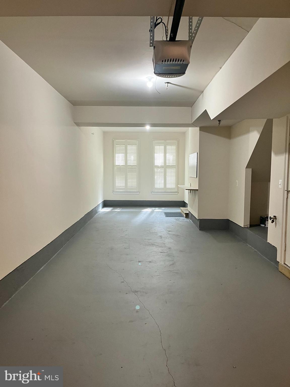 711 Carpenter Road Alexandria, VA 22314 - Photo 30 of 30 Garage