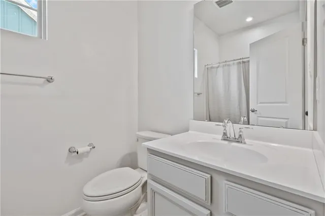 $379,900 | 3005 Lampl Lane, Jeannette, PA 15644