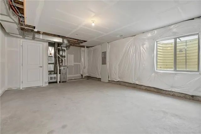 $379,900 | 3005 Lampl Lane, Jeannette, PA 15644