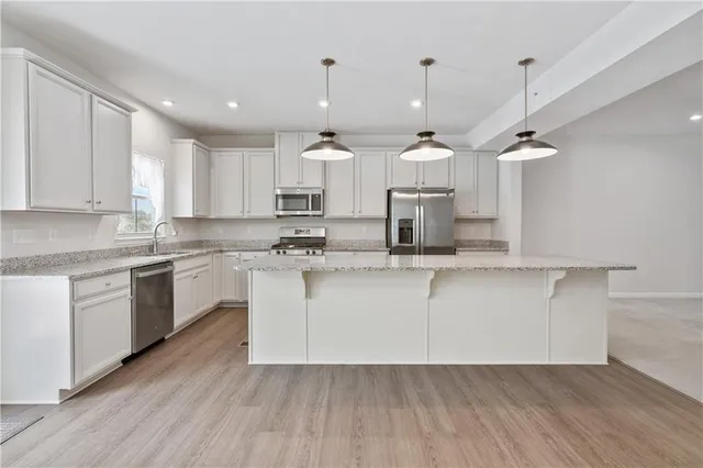 $379,900 | 3005 Lampl Lane, Jeannette, PA 15644