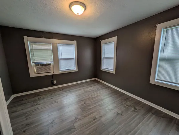 $650 | 995 1/2 Center Street, Beaumont, TX 77701
