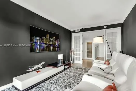 $13,500 | 151 Crandon Boulevard, Unit 525, Key Biscayne, FL 33149