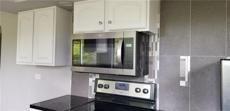 110 Hird Road Trafford, PA 15085 - Photo 10 of 16 Gallery Image 10