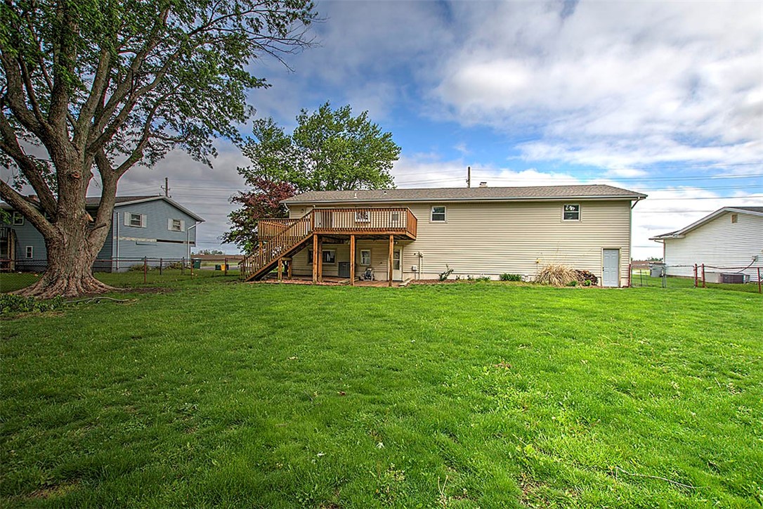 505 West Forsyth Road Forsyth, IL 62535 - Photo 24 of 36