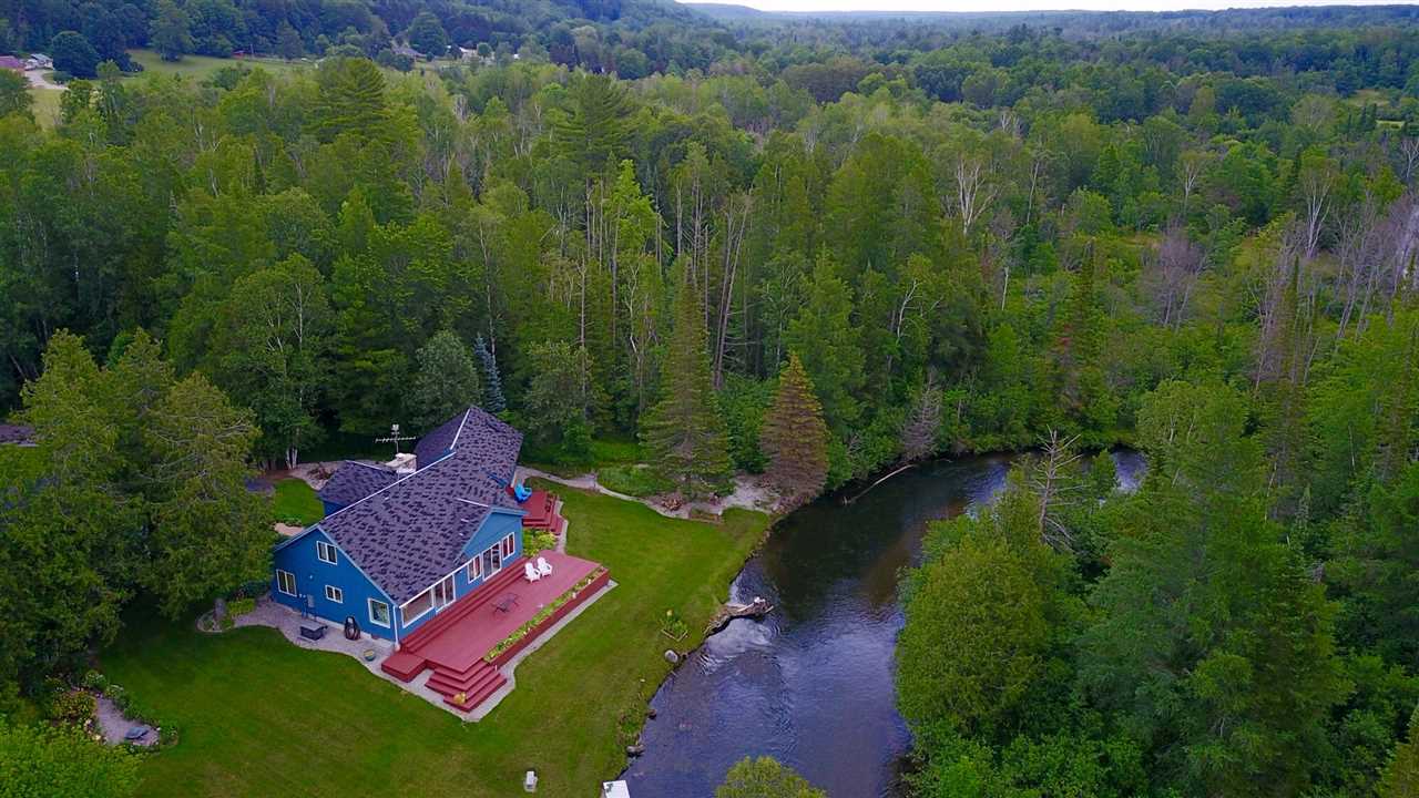 488 East River Road Traverse City, MI 49696 - Photo 1 of 81 1835508.JPG