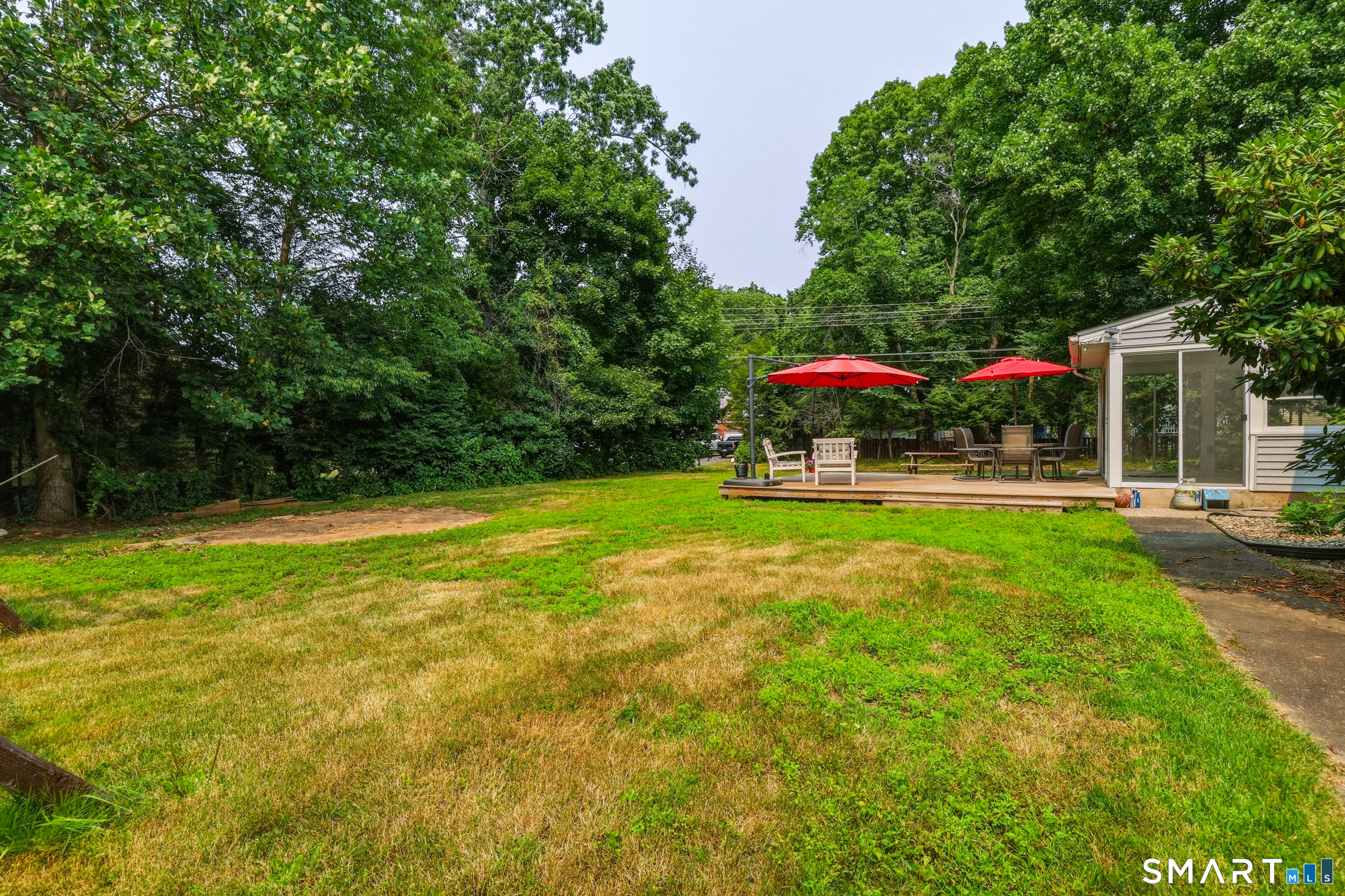 126 Davis Road East Hartford, CT 06118 - Photo 32 of 36