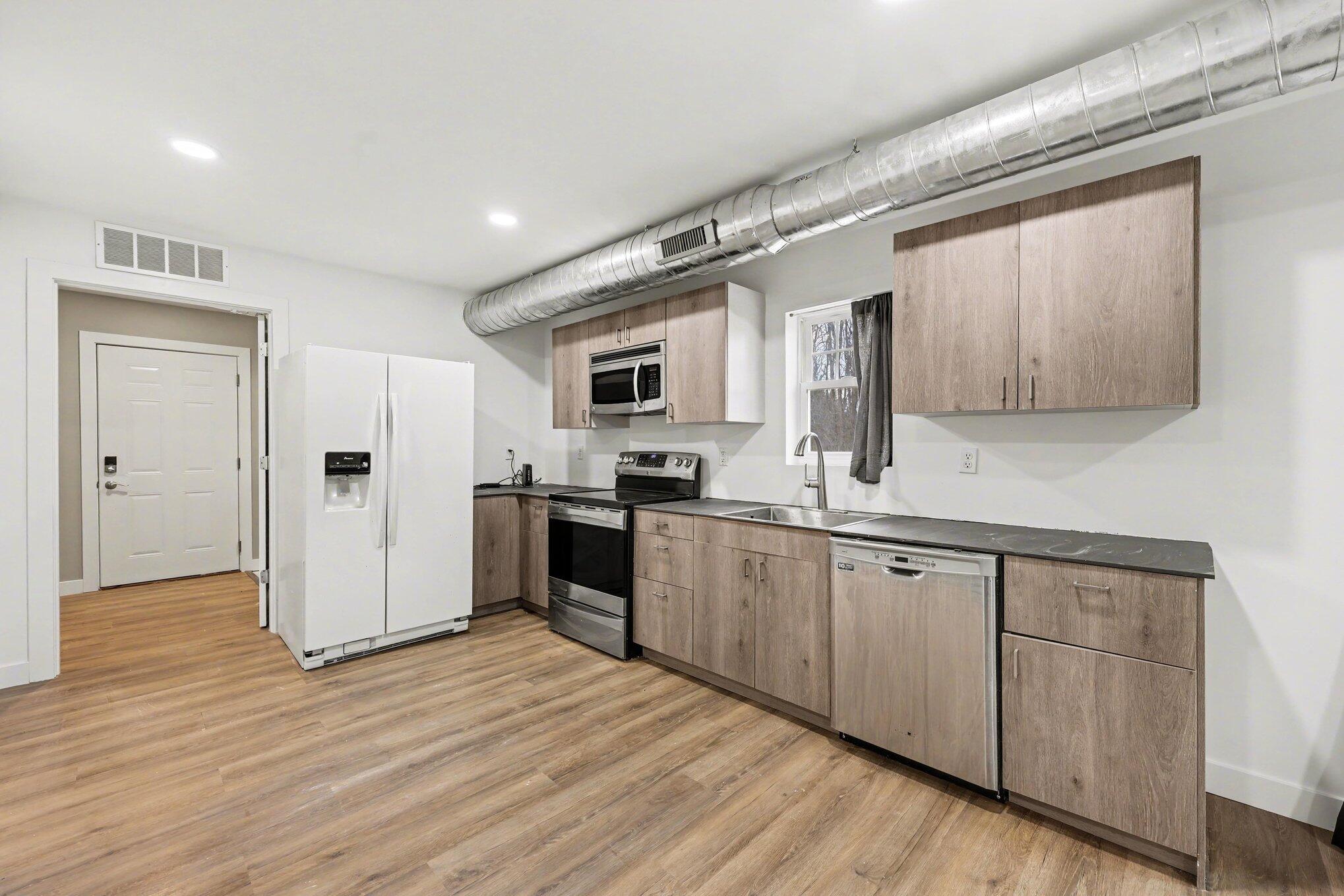 6850 Wooster Road Jackson, MI 49201 - Photo 12 of 26 009_file_9722