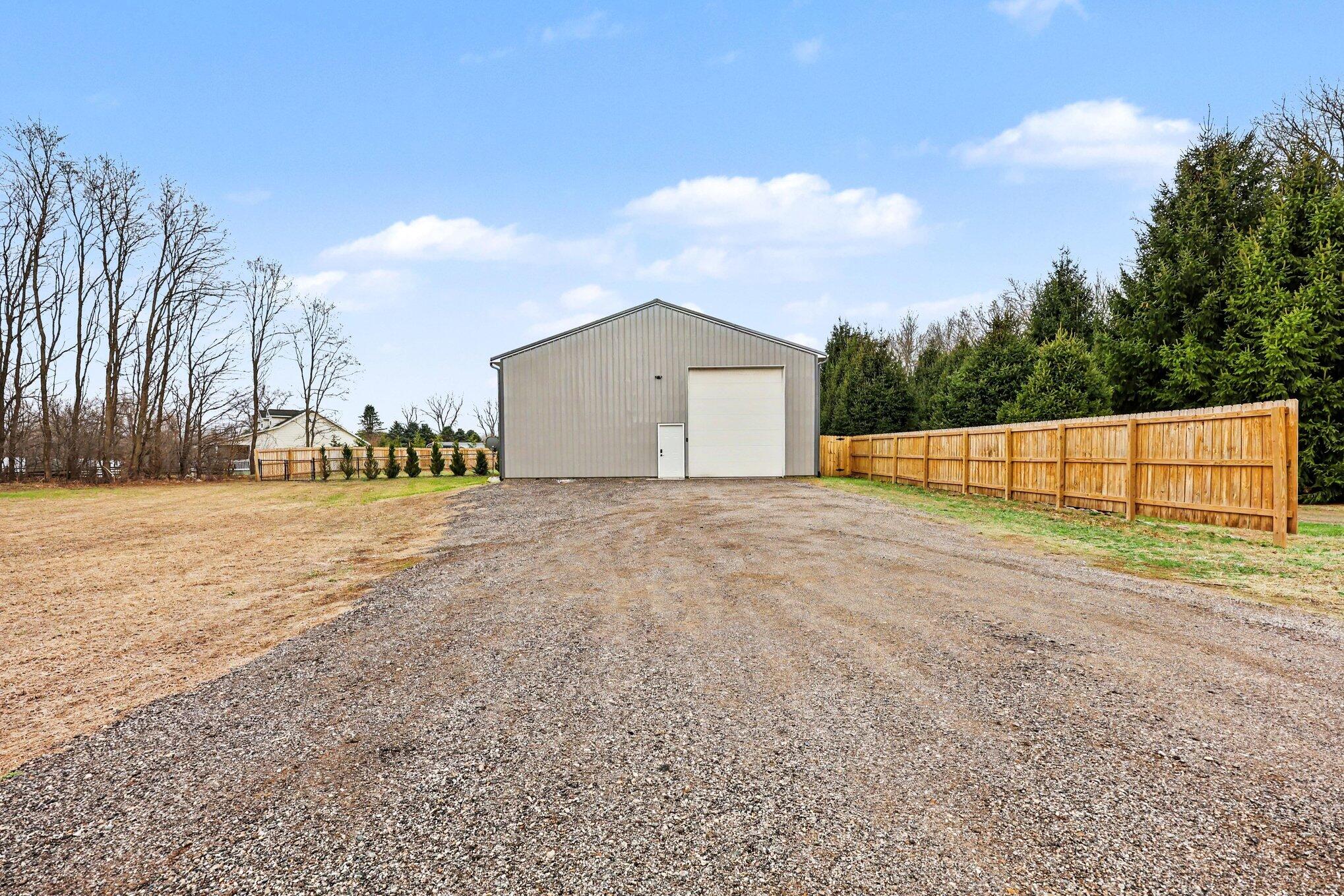 6850 Wooster Road Jackson, MI 49201 - Photo 4 of 26 002_file_1874