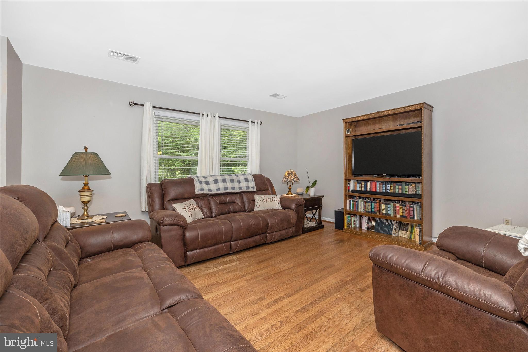 5161 Perry Road Mount Airy, MD 21771 - Photo 4 of 61