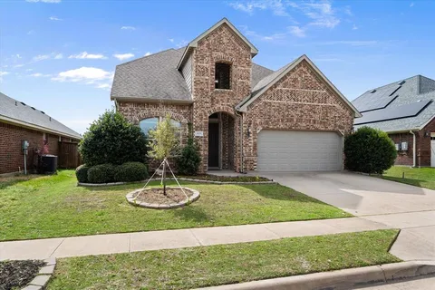 $460,000 | 9809 Brazoria Trail, Fort Worth, TX 76126