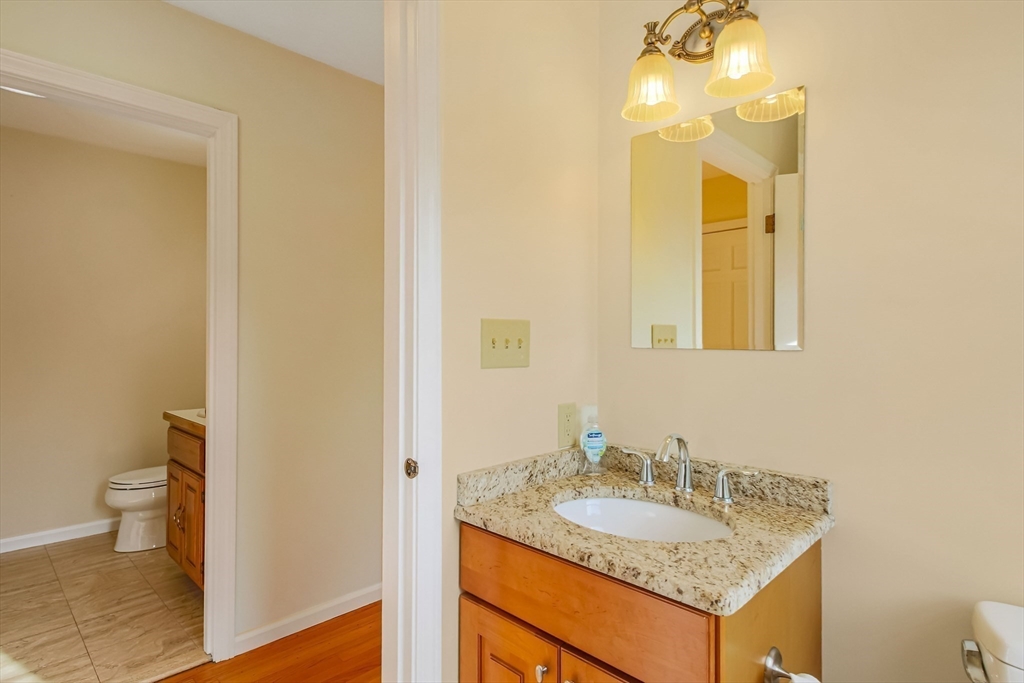 21 Randall Road Berlin, MA 01503 - Photo 28 of 42 Gallery Image 28