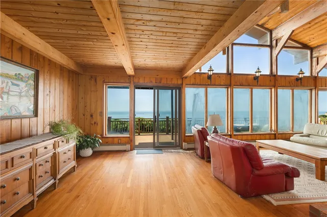 $3,800,000 | 1035 Mohegan Trail, Block Island, RI 02807