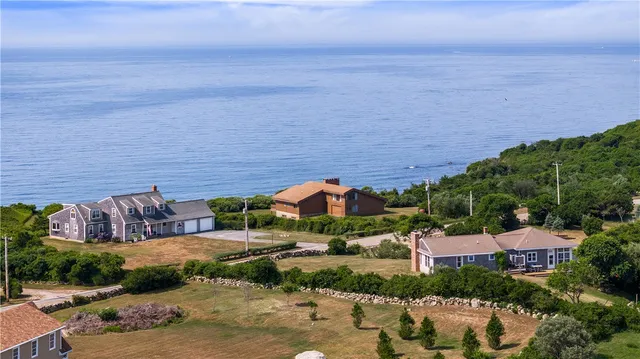 $3,800,000 | 1035 Mohegan Trail, Block Island, RI 02807