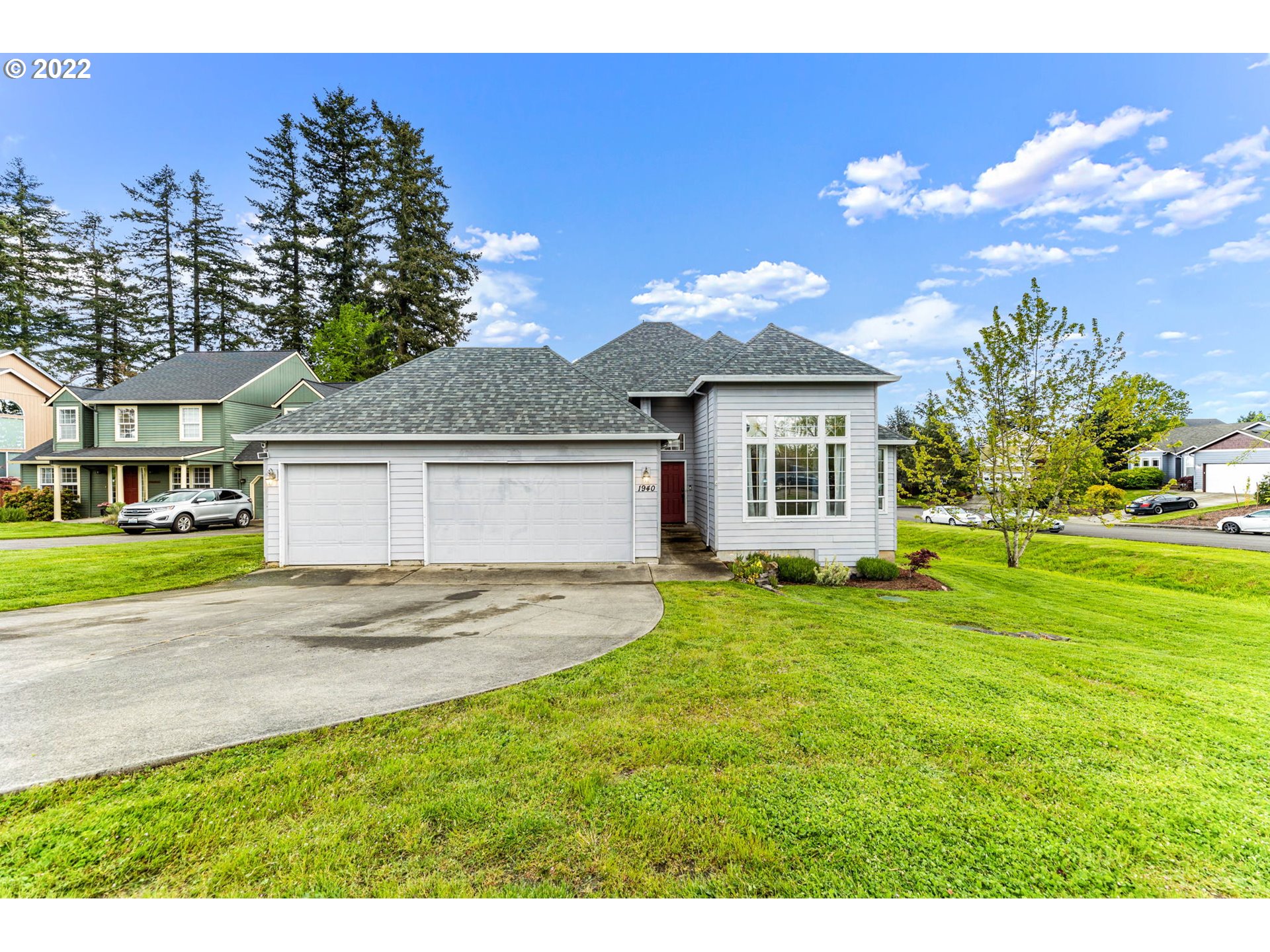 1940 Northwest Cascade Street Camas, WA 98607 - Photo 1 of 32 Gallery Image 1