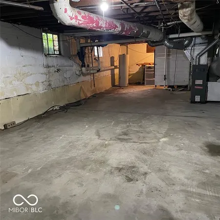 $850 | 216 North 6th Avenue, Beech Grove, IN 46107