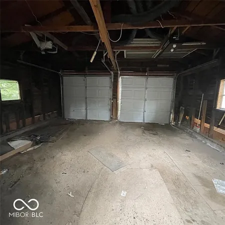 $850 | 216 North 6th Avenue, Beech Grove, IN 46107