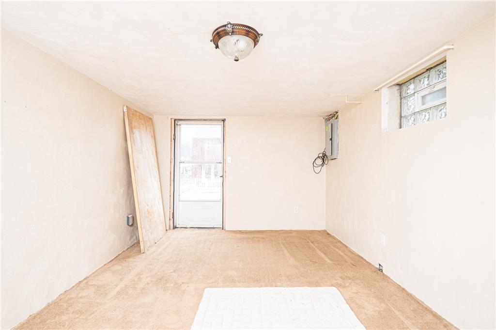 927 Liberty Street McKees Rocks, PA 15136 - Photo 15 of 20
